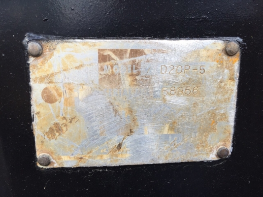 ขายด่วนแทรกเตอร์KOMATSU D20P-5 ใบมีด6ทิศทาง พร้อมใช้งาน