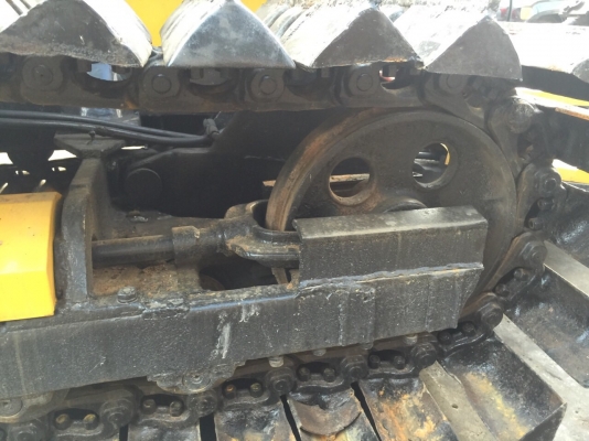 ขายด่วนแทรกเตอร์KOMATSU D20P-5 ใบมีด6ทิศทาง พร้อมใช้งาน