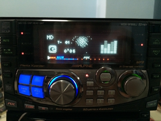Alpine MDA-W966J MP3 CD MD สไลไฟฟ้า ปรับระดับได้5ระดับ กราฟฟิกหน้าจอ  ปรีเอ้า1ชุด คุมกล่องCD Made in Japan สภาพสวย มือ2 ญี่ปุ่น