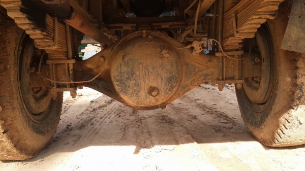 ขาย6ล้อดัมพ์ดินยาง900ด่วน 175แรงเฟืองท้ายfuso เครื่องดี ภาษีปี59 สภาพพร้อมใช้งาน พร้อมชุดโอน พ.เพาเวอร์ แอร์ พร้อมวิ่งลุยงาน