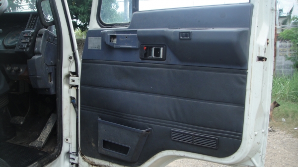 ดาวน์55000 ISUZU ROCKY แอร์ ฟิล์ม เพาเวอร์ เครื่องดี คัสฃีสวย รถพร้อมใช้ ราคาถูก