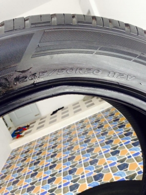 ขายยาง Aurora 265 50R20 ปี 12 ราคาถูก