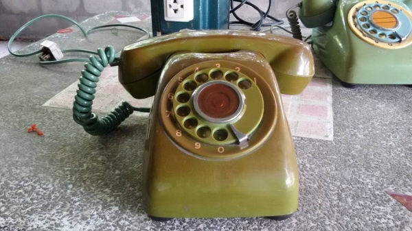 ขาย โทรศัพท์ วินเทจ ( ชาติ ลำพูน )
