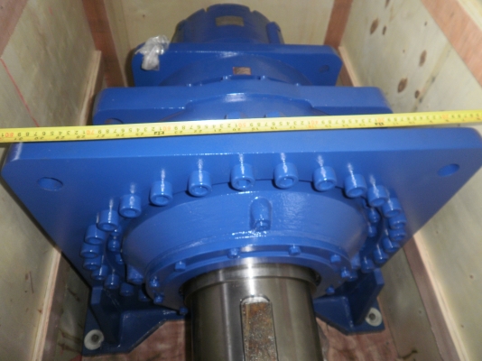 เกียร์ทดรอบขนาดใหญ่