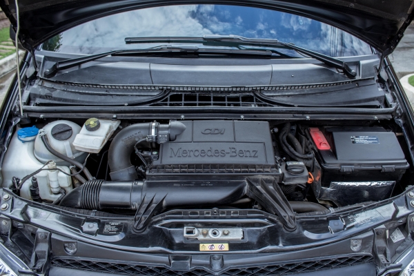 Benz VITO 115 CDI Executive Extra Long 11 ที่นั่ง สีดำ เจ้าของขายเอง