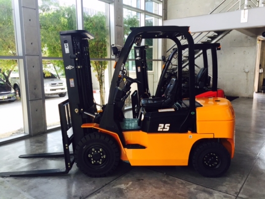 ็HC forklift 2.5 ตันดีเซล ็HC forklift 2.5 ตันดีเซล