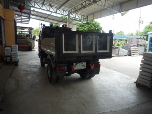 6 ล้อ ดั้มพ์ NKR58E เครื่อง 4HF1