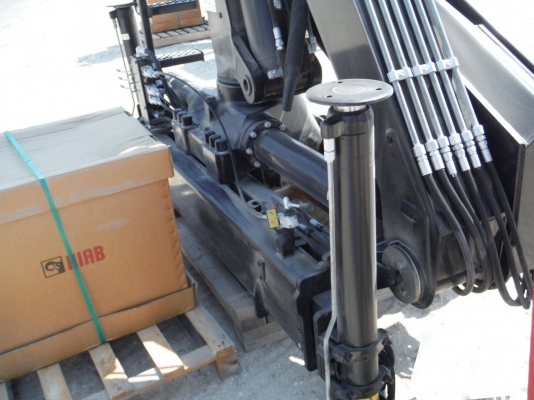 ขาย UNUSED 2008 HIAB 200C-2 7 Ton Knuckle Boom Crane