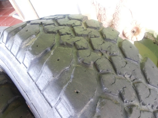 ยาง MUD MAXXIS BUCKSHOT 31x10.5 ปี 2014 มี 2 เส้นครับ