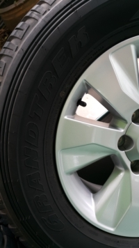 ขายmaxพร้อมยางขอบ17ถอดจากรีโว่ป้ายแดง