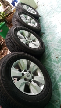 ขายmaxพร้อมยางขอบ17ถอดจากรีโว่ป้ายแดง