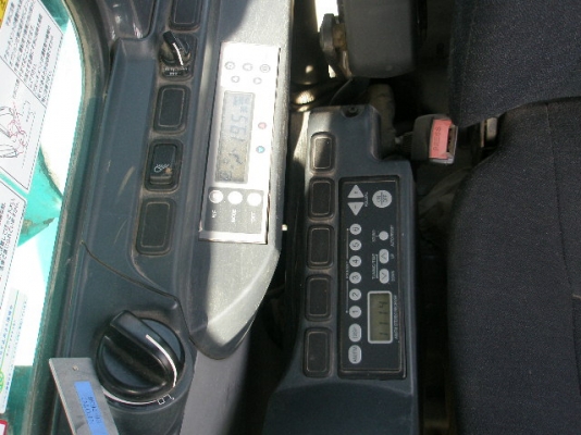 KOBELCO SK200-8 YN12-58413 สนใจติดต่อ หนึ่ง 061-4194021