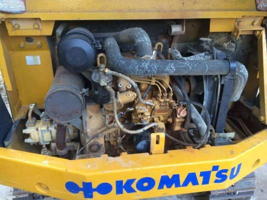 รถแบคโฮ KOMATSU PC15-2