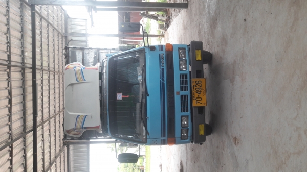 NKR  110 แรง  ป้ายเหลือง 70  สภาพพร้อมใช้งาน ราคา 285,000บาท