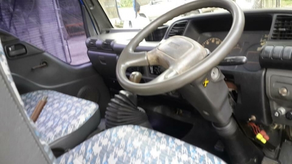 NKR130. แรง ปี45 ยาว4.30เมตร รถพร้อมใช้ NKR130. แรง ปี45 ยาว4.30เมตร รถพร้อมใช้