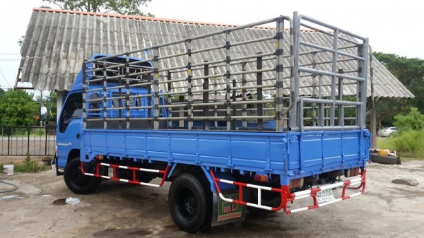 NKR130. แรง ปี45 ยาว4.30เมตร รถพร้อมใช้ NKR130. แรง ปี45 ยาว4.30เมตร รถพร้อมใช้