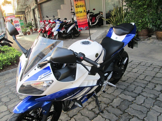 ขาย Yamaha R 15 รถปี 2015 ไมล์แท้ 3178 กม สภาพสวยเดิมๆ มีกุญแจแท้ 2 ดอก สมุดคู่มือการใช้งาน สมุดรับประกันศูนย์ สีขาว น้ำเงิน ราคา 69900 บาท