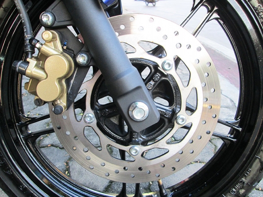 ขาย Yamaha R 15 รถปี 2015 ไมล์แท้ 3178 กม สภาพสวยเดิมๆ มีกุญแจแท้ 2 ดอก สมุดคู่มือการใช้งาน สมุดรับประกันศูนย์ สีขาว น้ำเงิน ราคา 69900 บาท