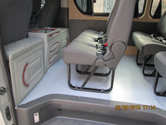 ขายTOYOTACOMMUTERปี2013 D4D2.5 ดีเซล