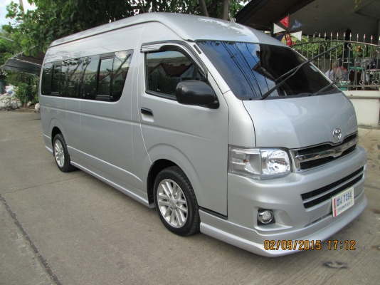 ขายTOYOTACOMMUTERปี2013 D4D2.5 ดีเซล