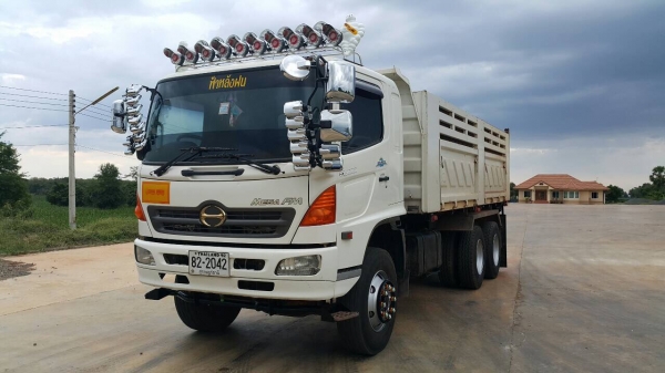 ขายด่วนสิบล้อดั้มสามมิตร 320แรง ปี51 รถสวยเดิม ยางดี เครื่องเกียร์ไม่เคยแกะ ภายในสวยสะอาด ขายด่วนสิบล้อดั้มสามมิตร 320แรง ปี51 รถสวยเดิม ยางดี เครื่องเกียร์ไม่เคยแกะ ภายในสวยสะอาด