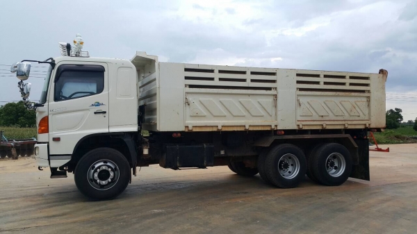 ขายด่วนสิบล้อดั้มสามมิตร 320แรง ปี51 รถสวยเดิม ยางดี เครื่องเกียร์ไม่เคยแกะ ภายในสวยสะอาด ขายด่วนสิบล้อดั้มสามมิตร 320แรง ปี51 รถสวยเดิม ยางดี เครื่องเกียร์ไม่เคยแกะ ภายในสวยสะอาด