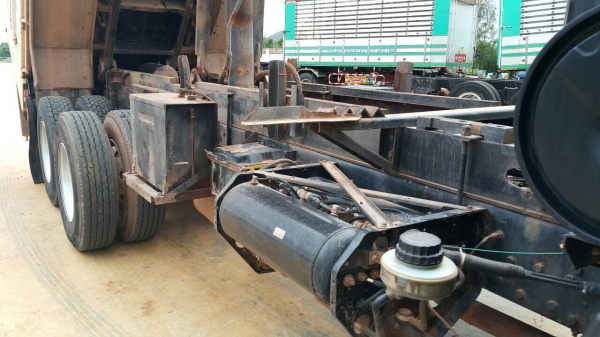 ขายด่วนสิบล้อดั้มสามมิตร 320แรง ปี51 รถสวยเดิม ยางดี เครื่องเกียร์ไม่เคยแกะ ภายในสวยสะอาด ขายด่วนสิบล้อดั้มสามมิตร 320แรง ปี51 รถสวยเดิม ยางดี เครื่องเกียร์ไม่เคยแกะ ภายในสวยสะอาด