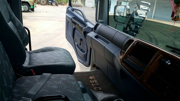 ขายด่วนสิบล้อดั้มสามมิตร 320แรง ปี51 รถสวยเดิม ยางดี เครื่องเกียร์ไม่เคยแกะ ภายในสวยสะอาด ขายด่วนสิบล้อดั้มสามมิตร 320แรง ปี51 รถสวยเดิม ยางดี เครื่องเกียร์ไม่เคยแกะ ภายในสวยสะอาด