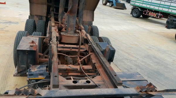 ขายด่วนสิบล้อดั้มสามมิตร 320แรง ปี51 รถสวยเดิม ยางดี เครื่องเกียร์ไม่เคยแกะ ภายในสวยสะอาด ขายด่วนสิบล้อดั้มสามมิตร 320แรง ปี51 รถสวยเดิม ยางดี เครื่องเกียร์ไม่เคยแกะ ภายในสวยสะอาด