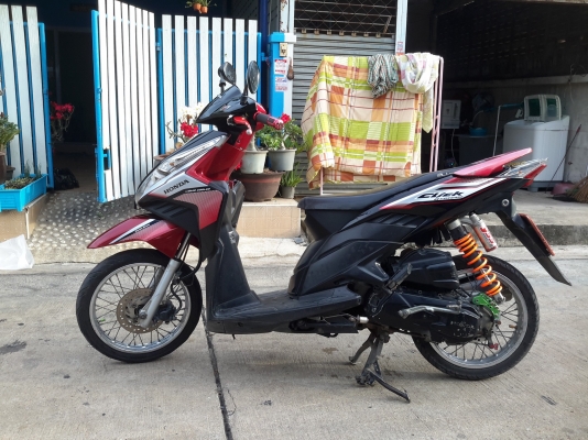 ขายฮอนด้าคลิกไอปี53เครื่องดี