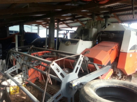 ลดสุด ๆ ไปเลย  รอบสุดท้ายครับ  255,000 ขายรถเกี่ยวข้าว คูโบต้า รุ่น DC 60 PLUS