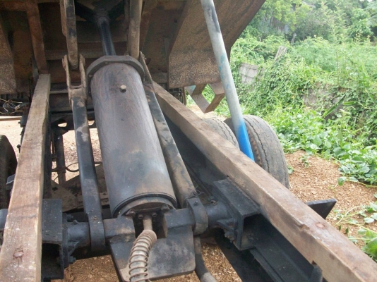 ขายดั้มยกใส่ ใช้งานใด้เลย พร้อมคัชซีเทียม และอุปกรณ์ กระบอกดั้มใหญ่