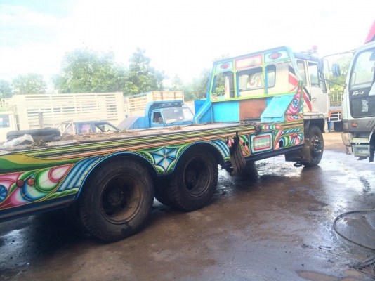 ขายหลง195 สองเพลาขึ่นรถเกี่ยว รถพร้อมใช้ ขาย สด ผ่อน