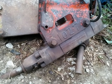 หัวเจาะ กระแทก แย็กปูน เบรคเกอร์ จำนวนมาก npk furukawa สำหรับ pc 30-120