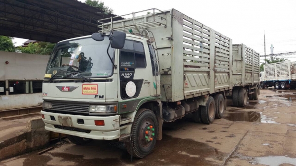 ขายรถพ่วง HINO FM3M แม่-ลูกไม่ดั้ม กระบะสามมิตร เครื่องเดิม M10C 240 แรงม้า เกียร์เดิม สโลว์เดิม คัสซีสวยตลอดเส้น ทะเบียนพร้อมโอนครับ