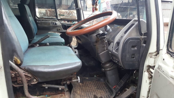 ขายรถพ่วง HINO FM3M แม่-ลูกไม่ดั้ม กระบะสามมิตร เครื่องเดิม M10C 240 แรงม้า เกียร์เดิม สโลว์เดิม คัสซีสวยตลอดเส้น ทะเบียนพร้อมโอนครับ