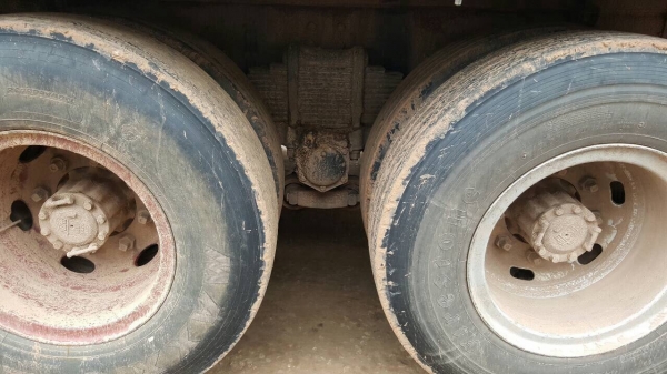 ขายรถพ่วง HINO FM3M แม่-ลูกไม่ดั้ม กระบะสามมิตร เครื่องเดิม M10C 240 แรงม้า เกียร์เดิม สโลว์เดิม คัสซีสวยตลอดเส้น ทะเบียนพร้อมโอนครับ