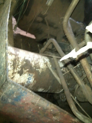 ขายรถไถ NEWHOLLAND TS90 กรองใหญ่ พร้อมใช้งาน สนใจโทร 081-970-1072