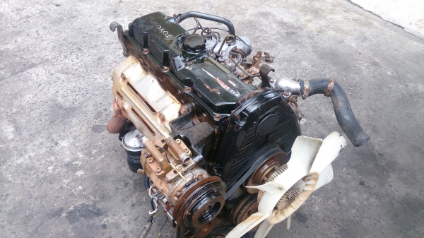 ขายเครื่องยนต์ดีเซลโตโยต้า 2L II