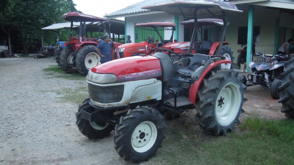 ขายยันม่าร์35แรง สภาพพร้อมใช้งาน สนใจโทรติดต่อครับ