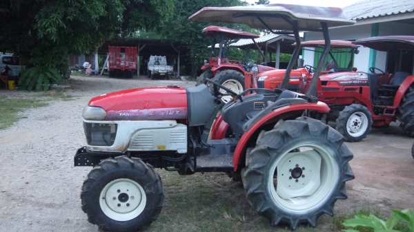 ขายยันม่าร์35แรง สภาพพร้อมใช้งาน สนใจโทรติดต่อครับ