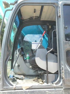 ขายรถแบคโฮ KOBELCO SK200-8 YN12 super X เอกสารอินวอย ไมล์ 4478 ชม.ราคา 2300000