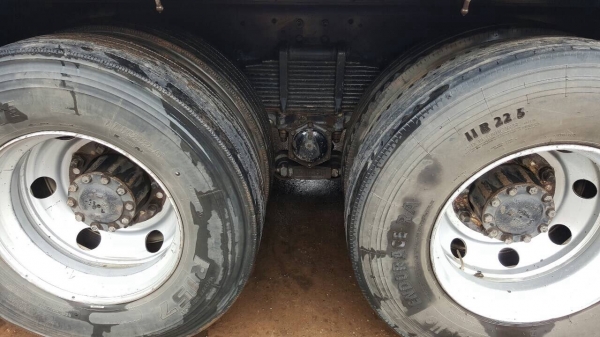 ขายรถพ่วง HINO MEGA 260 แม่-ลูกไม่ดั้ม สภาพสวยเดิมพร้อมใช้ เครื่องเดิม เกียร์เดิม คัสซีสวยตลอดเส้น แอร์เย็น ยางเรเดียลเต็มทุกเส้น ทะเบียนพร้อมโอนครับ ขายรถพ่วง HINO MEGA 260 แม่-ลูกไม่ดั้ม สภาพสวยเดิมพร้อมใช้ เครื่องเดิม เกียร์เดิม คัสซีสวยตลอดเส้น แอร์เย็น ยางเรเดียลเต็มทุกเส้น ทะเบียนพร้อมโอนครับ