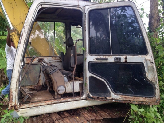 ขายรถแบคโฮ KOBELCO SK120-/// ราคา 360000