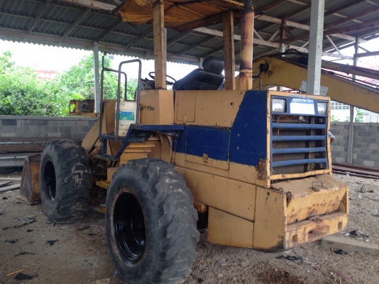 ขายรถตักล้อยาง KOMATSU WA 100-1 ราคา 550000