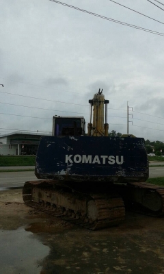 ขายแบคโฮ KOMATSU PC200-5 เอกสารเล่มทะเบียนพร้อม เครื่องดี ปั้มแรง ไฟฟ้าครบ ราคาต่อรองได้