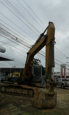 ขายแบคโฮ KOMATSU PC200-5 เอกสารเล่มทะเบียนพร้อม เครื่องดี ปั้มแรง ไฟฟ้าครบ ราคาต่อรองได้