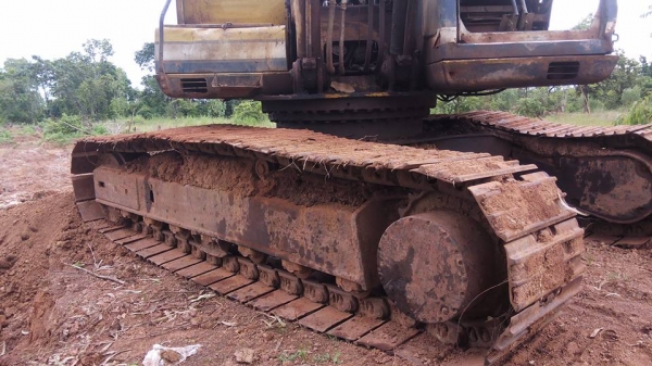 **570,000 บ.ต่อรอง/// แบคโฮ KOBE 200 มาร์ค 3 **ขาย KOBELCO SK200 MARK-3 แบคโฮยอดนิยม KOBELCO MARK-3 SK200 เก๋งน้ำเงิน เครื่องเดิม ปั้มเดิม ไฟฟ้าตัด เครื่อง/ปั้ม ฟิตใหม่ เช็คใหม่ แน่น แรง ทำงานเร็ว ไม่โหลด บูมอาร์มดี มีปะบ้างบางจุด บุ้งกี๋ดี เอวดี แน่น ช่ว