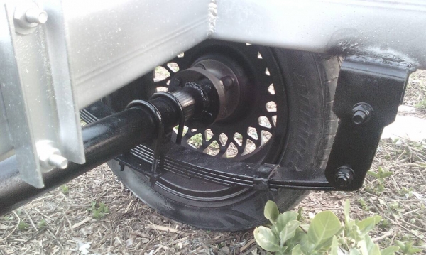 ราคาถูก!!ขายเรือพร้อมเทลเลอร์NISSAN17ฟุตเครื่องNISSAN 50HP