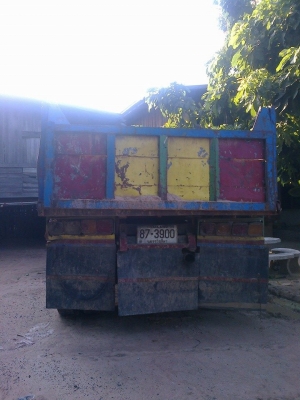 ขายดาวน์6ล้อหัวยาว45,000 ส่งต่อ38&times;8,500 หรือตัดสดราคาลดได้ ISUZU 165 เกียร์รอบช้า แชชซีสวย พ.เพาเวอร์ ช่วงล่างใหญ่FUSO กระบะดัมพ์สวยกระบอกใหญ่ สภาพพร้อมลุยงาน